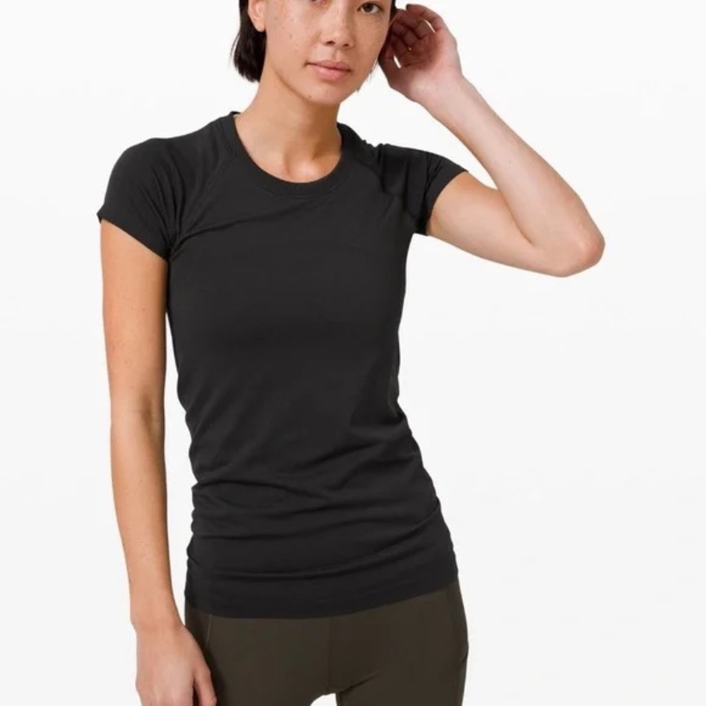 Lululemon Swiftly Tech Short Sleeve Shirt - Black